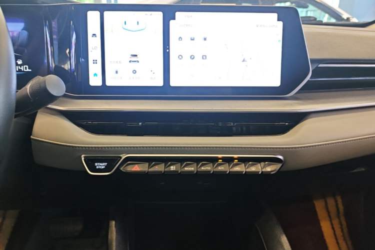 Used Geely Auto Binray 2024 Binrui COOL 1.5T DCT Champion Edition Audio And AC Panel