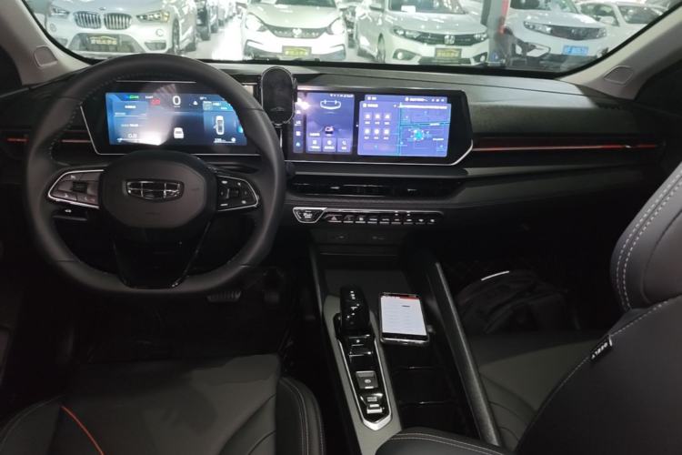 Used Geely Auto Binray 2024 Binrui COOL 1.5T DCT Longteng Edition Center Console
