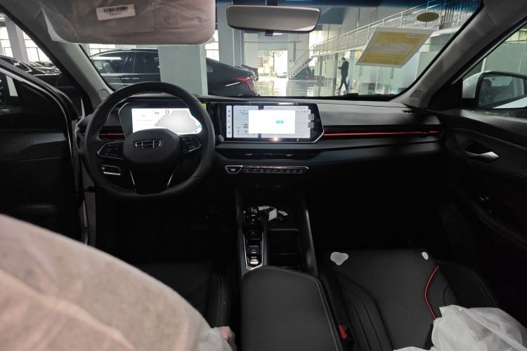 Used Geely Auto Binray 2024 Binrui COOL 1.5T DCT Longteng Edition Center Console