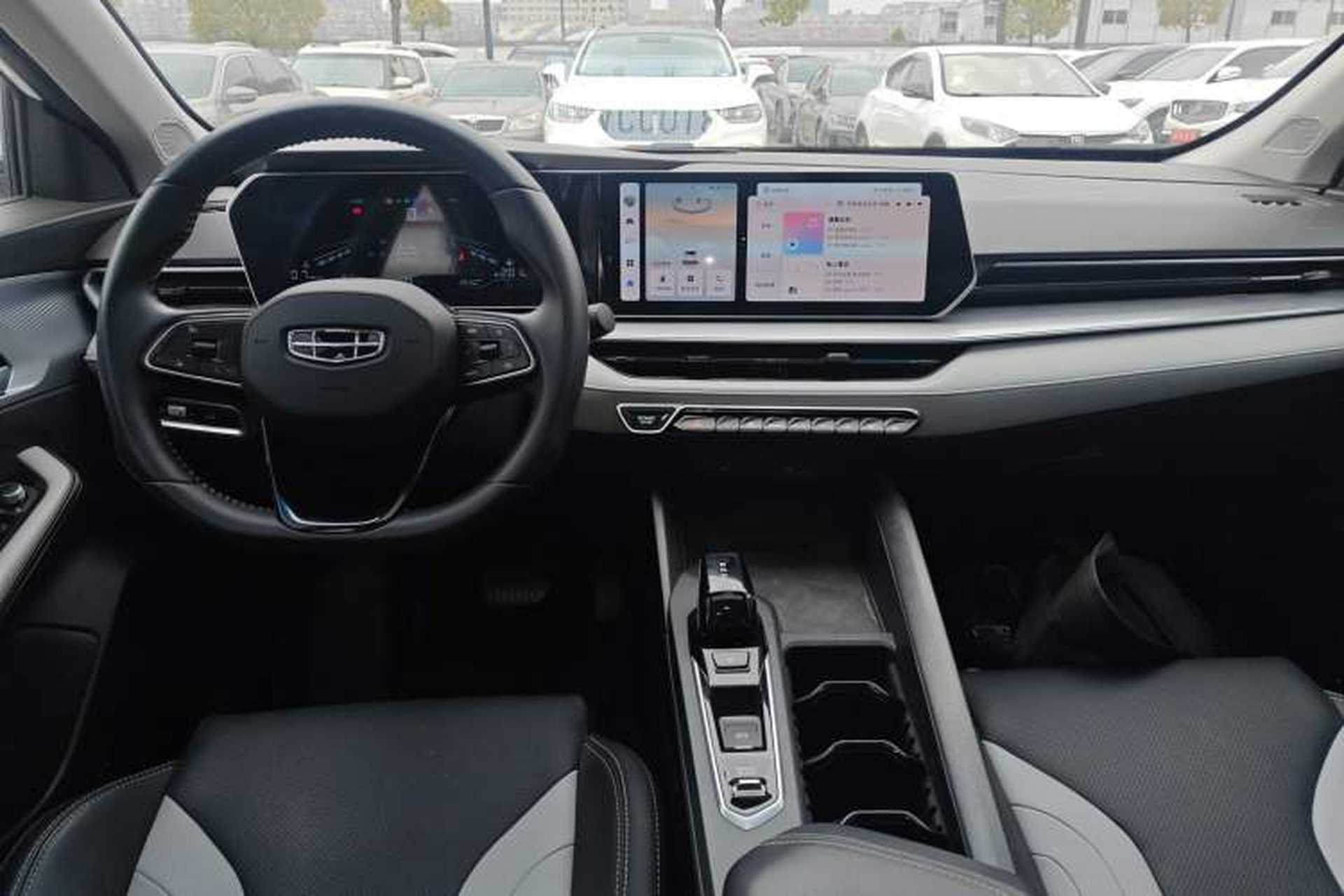 Used Geely Auto Binray 2024 Binrui COOL 1.5T DCT Champion Edition Center Console