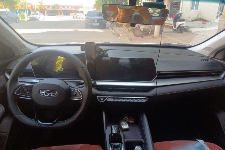 Used Geely Auto Binray 2024 Binrui COOL 1.5T DCT Champion Edition Center Console