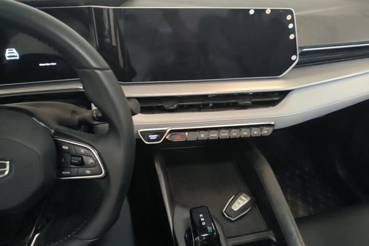 Used Geely Auto Binray 2024 Binrui COOL 1.5T DCT Champion Edition Center Console