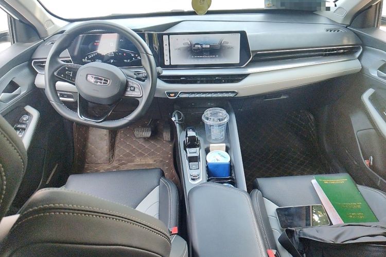 Used Geely Auto Binray 2024 Binrui COOL 1.5T DCT Champion Edition Center Console