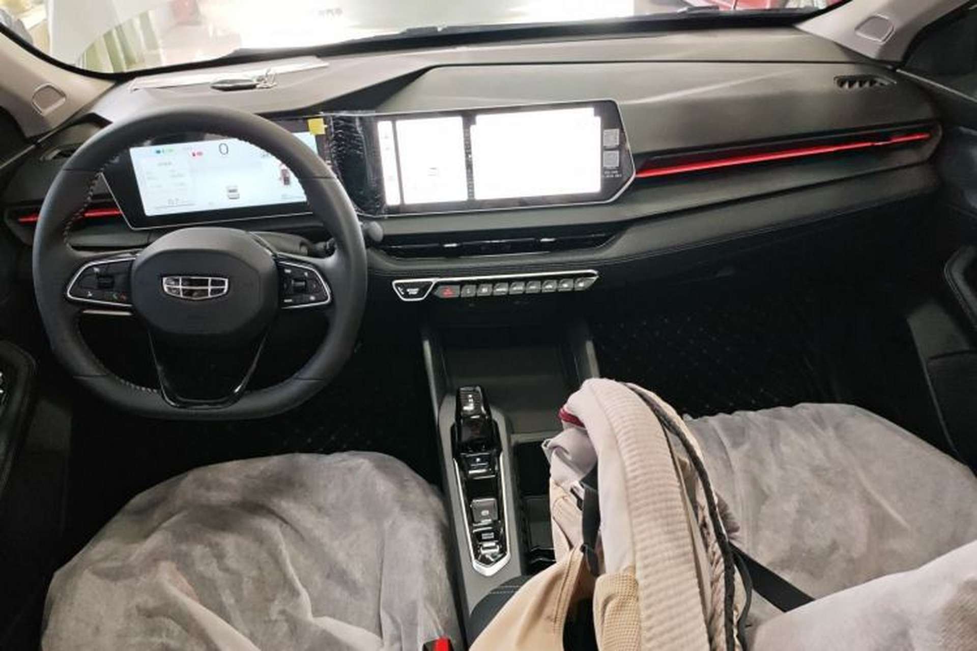 Used Geely Auto Binray 2024 Binrui COOL 1.5T DCT Longteng Edition Center Console
