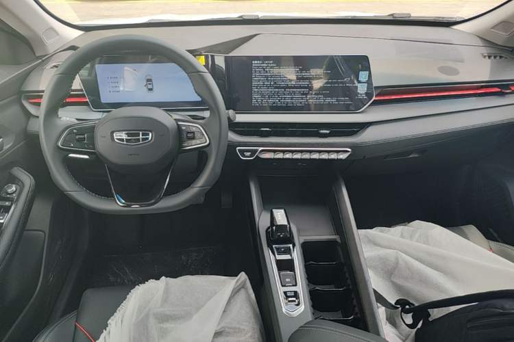 Used Geely Auto Binray 2024 Binrui COOL 1.5T DCT Longteng Edition Center Console