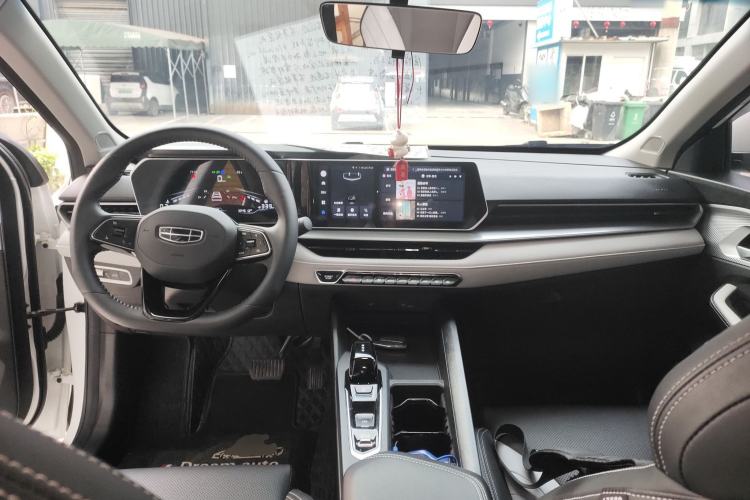 Used Geely Auto Binray 2024 Binrui COOL 1.5T DCT Champion Edition Center Console