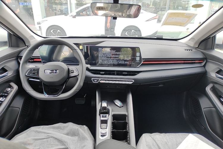 Used Geely Auto Binray 2024 Binrui COOL 1.5T DCT Longteng Edition Center Console