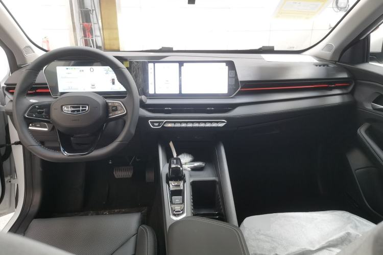 Used Geely Auto Binray 2024 Binrui COOL 1.5T DCT Longteng Edition Center Console