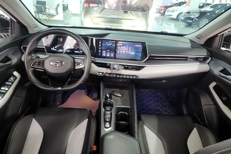 Used Geely Auto Binray 2024 Binrui COOL 1.5T DCT Champion Edition Center Console