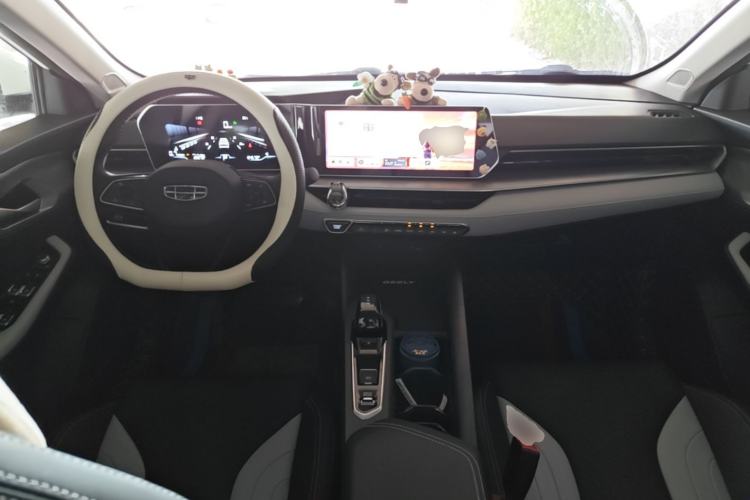 Used Geely Auto Binray 2024 Binrui COOL 1.5T DCT Champion Edition Center Console