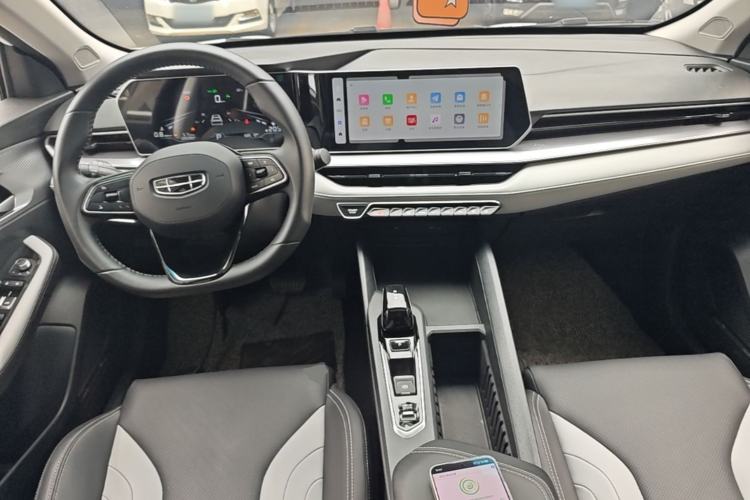 Used Geely Auto Binray 2024 Binrui COOL 1.5T DCT Champion Edition Center Console