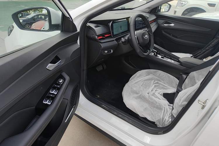 Used Geely Auto Binray 2024 Binrui COOL 1.5T DCT Longteng Edition Driver Seat