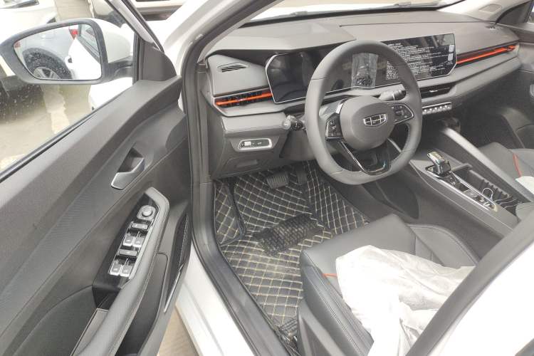 Used Geely Auto Binray 2024 Binrui COOL 1.5T DCT Longteng Edition Driver Seat