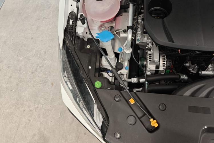 Used Geely Auto Binray 2024 Binrui COOL 1.5T DCT Longteng Edition Engine Bay Right