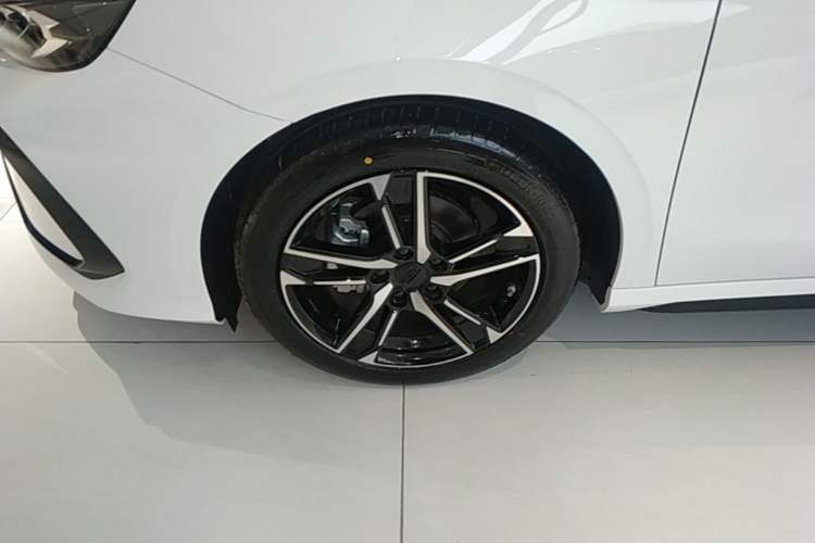 Used Geely Auto Binray 2024 Binrui COOL 1.5T DCT Longteng Edition Exterior 4
