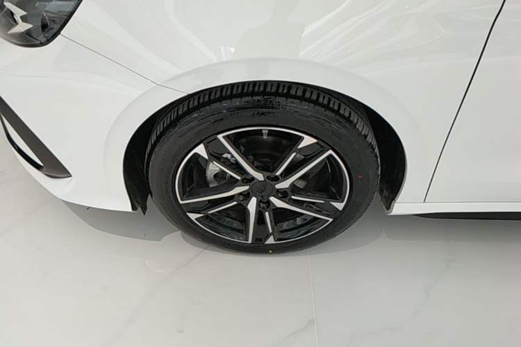 Used Geely Auto Binray 2024 Binrui COOL 1.5T DCT Longteng Edition Exterior 4