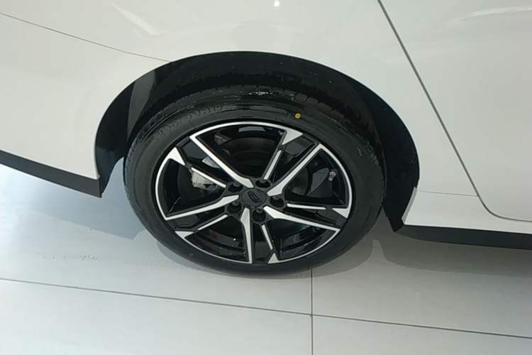 Used Geely Auto Binray 2024 Binrui COOL 1.5T DCT Longteng Edition Exterior 5