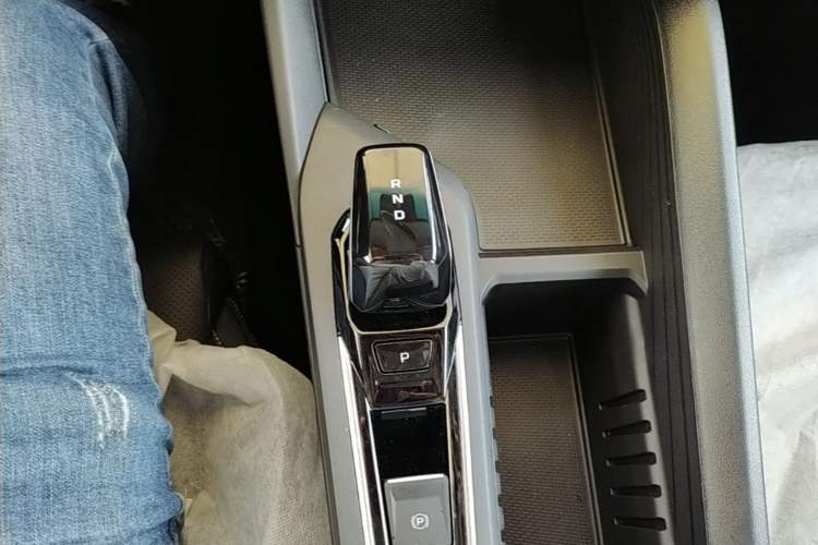 Used Geely Auto Binray 2024 Binrui COOL 1.5T DCT Longteng Edition Gear Lever