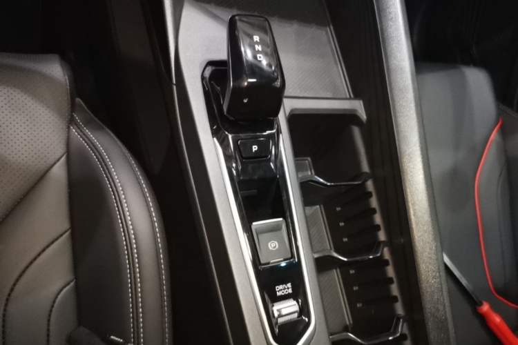 Used Geely Auto Binray 2024 Binrui COOL 1.5T DCT Longteng Edition Gear Lever