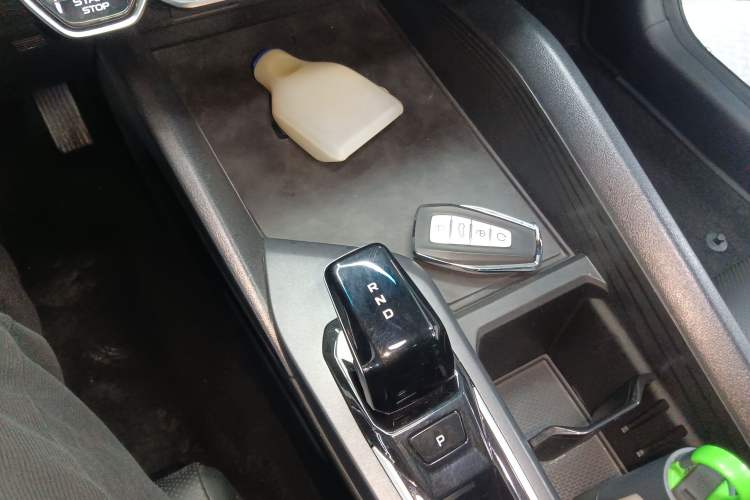 Used Geely Auto Binray 2024 Binrui COOL 1.5T DCT Longteng Edition Gear Lever