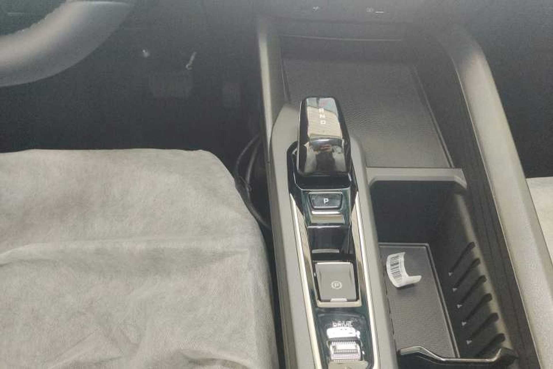 Used Geely Auto Binray 2024 Binrui COOL 1.5T DCT Longteng Edition Gear Lever