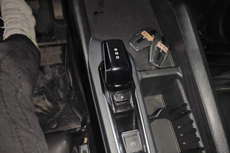 Used Geely Auto Binray 2024 Binrui COOL 1.5T DCT Champion Edition Gear Lever