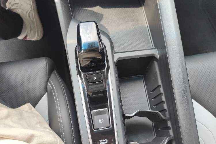 Used Geely Auto Binray 2024 Binrui COOL 1.5T DCT Champion Edition Gear Lever