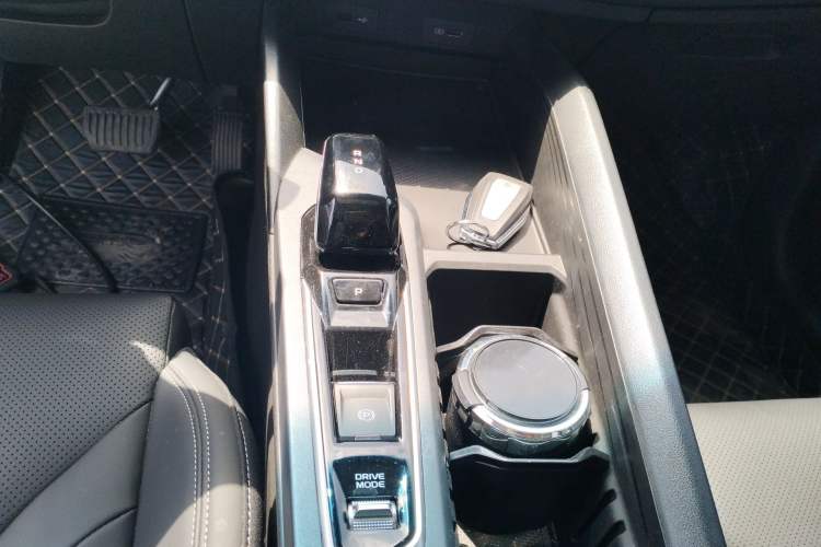 Used Geely Auto Binray 2024 Binrui COOL 1.5T DCT Longteng Edition Gear Lever