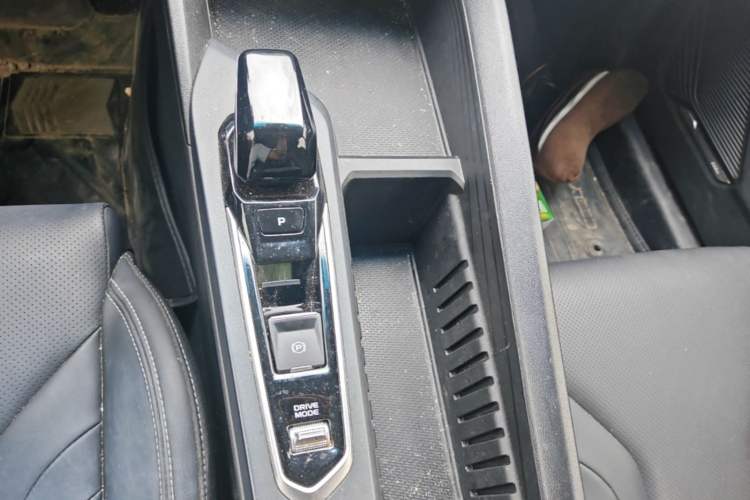 Used Geely Auto Binray 2024 Binrui COOL 1.5T DCT Longteng Edition Gear Lever