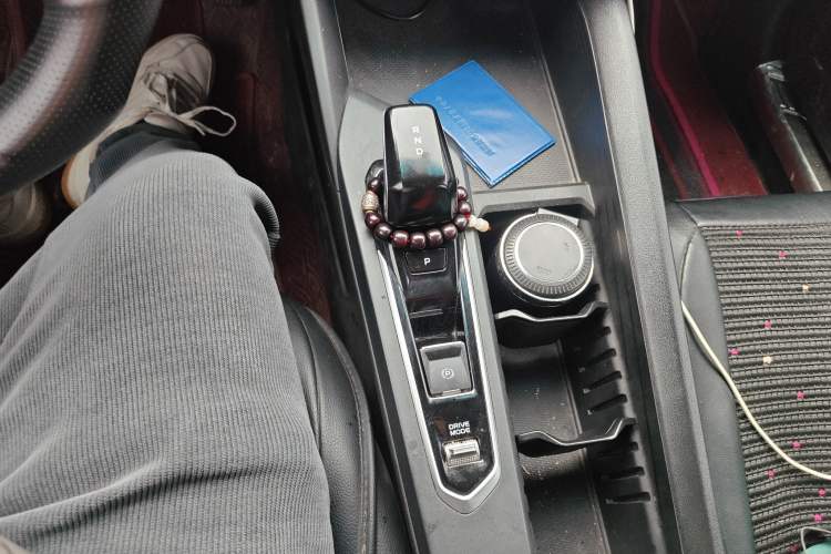 Used Geely Auto Binray 2024 Binrui COOL 1.5T DCT Champion Edition Gear Lever