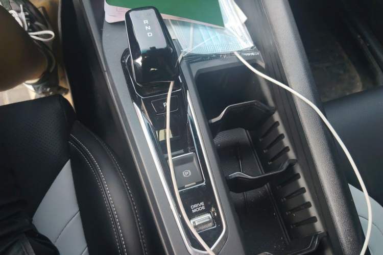 Used Geely Auto Binray 2024 Binrui COOL 1.5T DCT Champion Edition Gear Lever