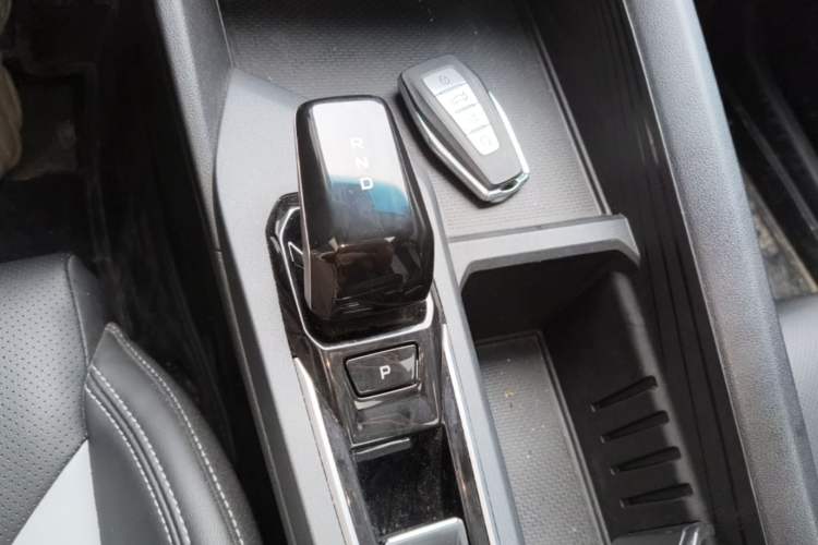 Used Geely Auto Binray 2024 Binrui COOL 1.5T DCT Champion Edition Gear Lever