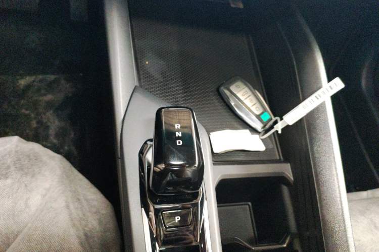 Used Geely Auto Binray 2024 Binrui COOL 1.5T DCT Longteng Edition Gear Lever