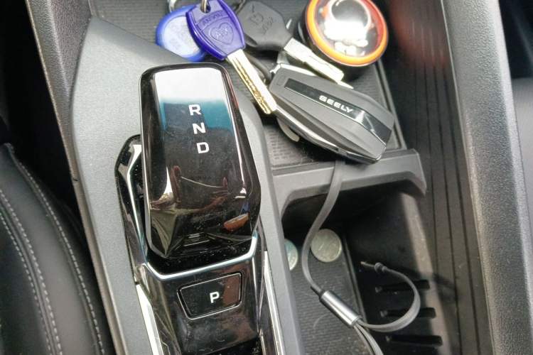 Used Geely Auto Binray 2024 Binrui COOL 1.5T DCT Longteng Edition Gear Lever