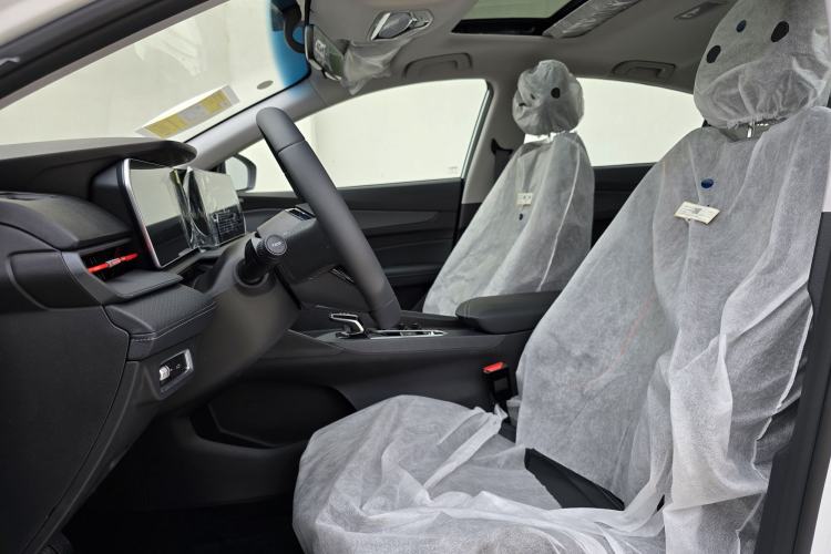 Used Geely Auto Binray 2024 Binrui COOL 1.5T DCT Longteng Edition Interior 4