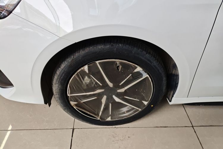 Used Geely Auto Binray 2024 Binrui COOL 1.5T DCT Longteng Edition Left Front Wheel Hub