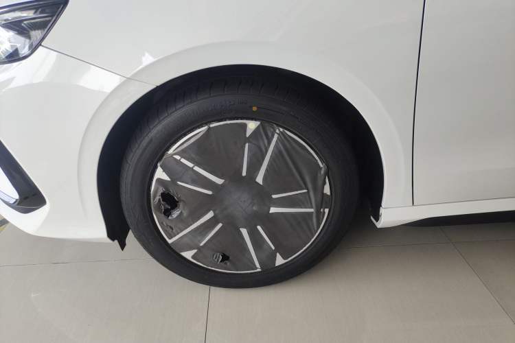 Used Geely Auto Binray 2024 Binrui COOL 1.5T DCT Longteng Edition Left Front Wheel Hub