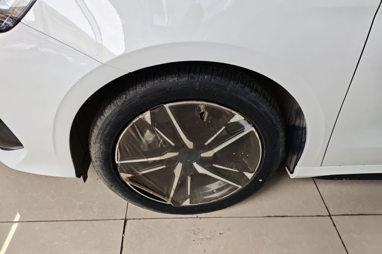 Used Geely Auto Binray 2024 Binrui COOL 1.5T DCT Longteng Edition Left Front Wheel Hub