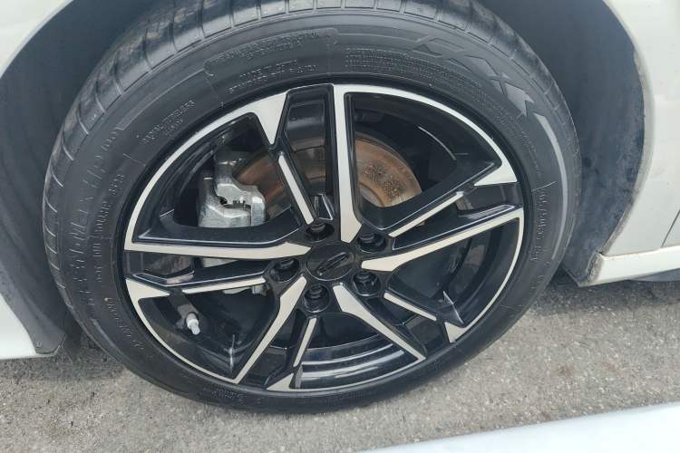 Used Geely Auto Binray 2024 Binrui COOL 1.5T DCT Champion Edition Left Front Wheel Hub