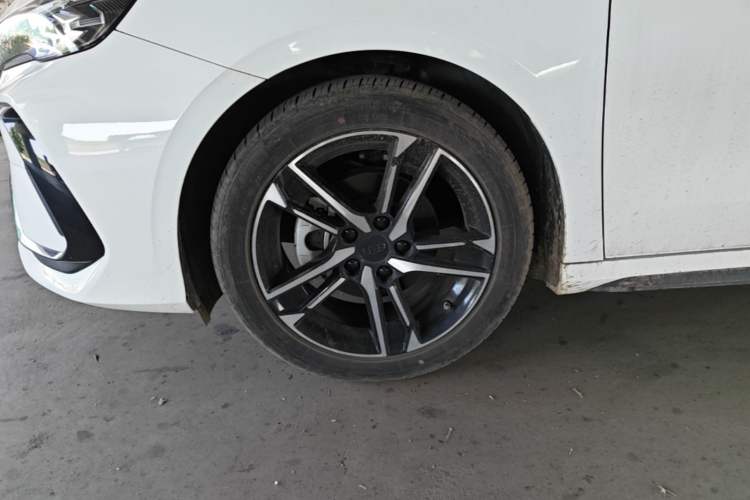 Used Geely Auto Binray 2024 Binrui COOL 1.5T DCT Champion Edition Left Front Wheel Hub