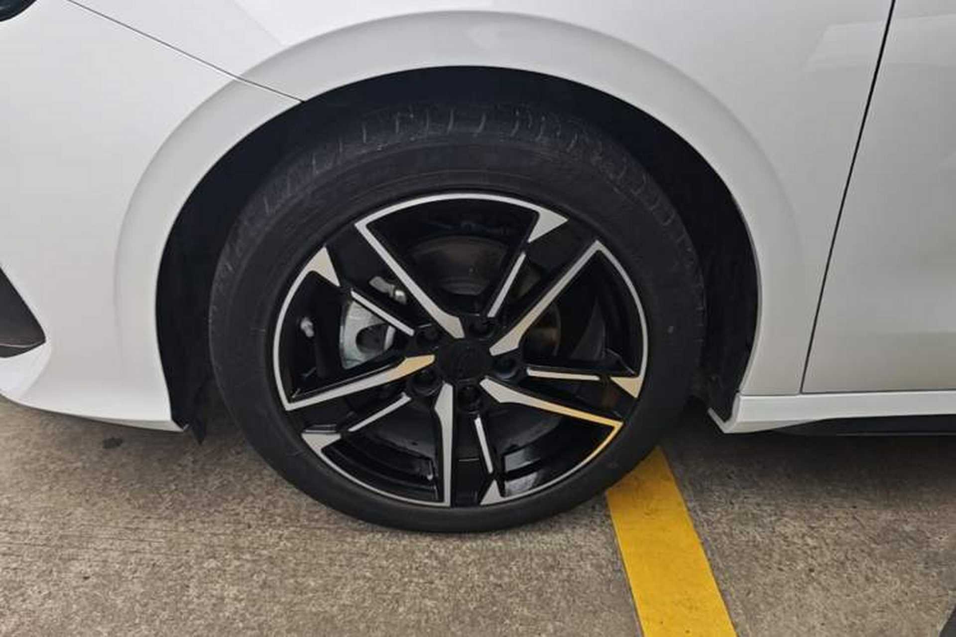 Used Geely Auto Binray 2024 Binrui COOL 1.5T DCT Champion Edition Left Front Wheel Hub