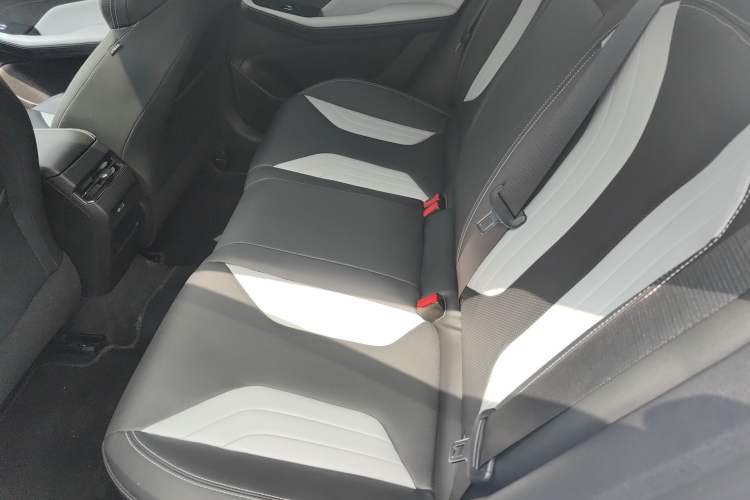 Used Geely Auto Binray 2024 Binrui COOL 1.5T DCT Champion Edition Left Rear Seat