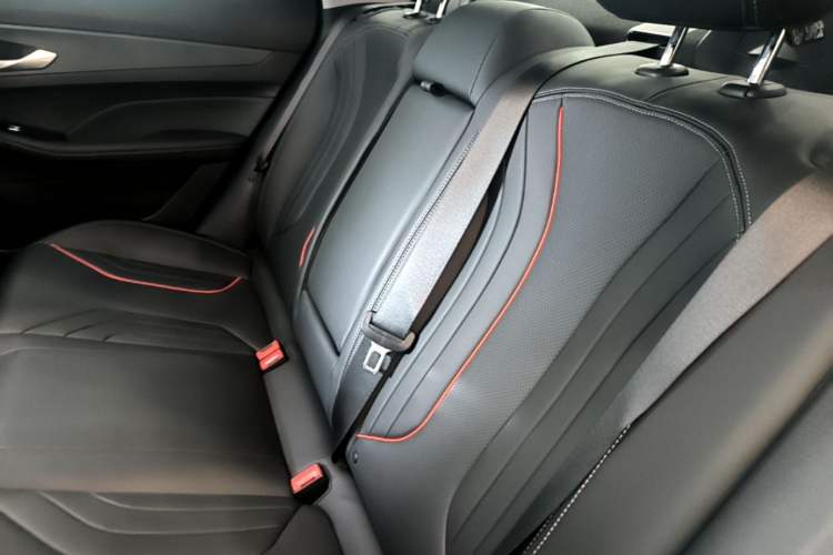 Used Geely Auto Binray 2024 Binrui COOL 1.5T DCT Longteng Edition Left Rear Seat