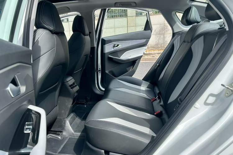 Used Geely Auto Binray 2024 Binrui COOL 1.5T DCT Champion Edition Left Rear Seat