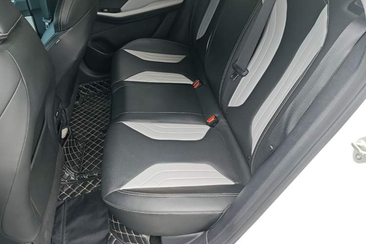 Used Geely Auto Binray 2024 Binrui COOL 1.5T DCT Champion Edition Left Rear Seat