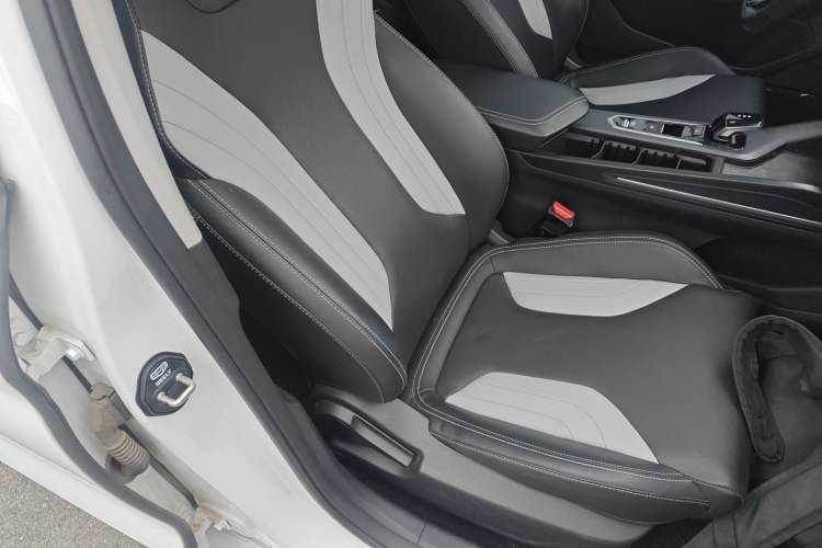 Used Geely Auto Binray 2024 Binrui COOL 1.5T DCT Champion Edition Right Front Seat
