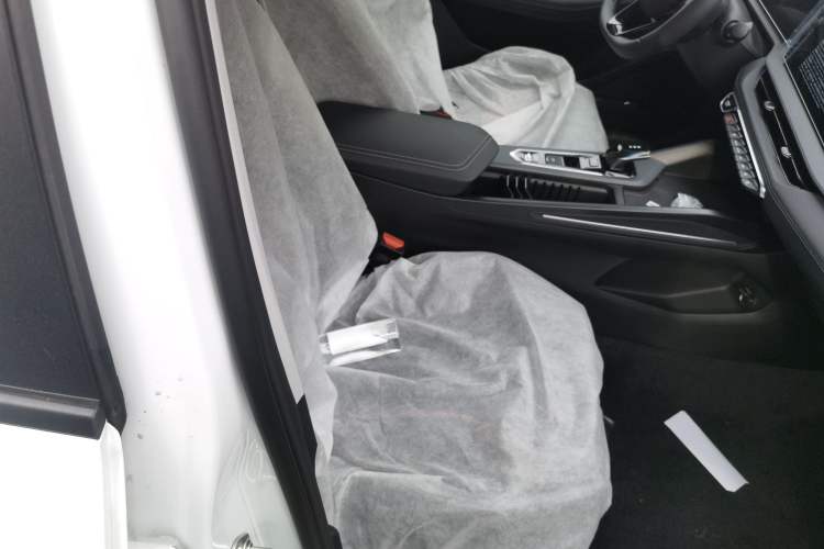 Used Geely Auto Binray 2024 Binrui COOL 1.5T DCT Longteng Edition Right Front Seat