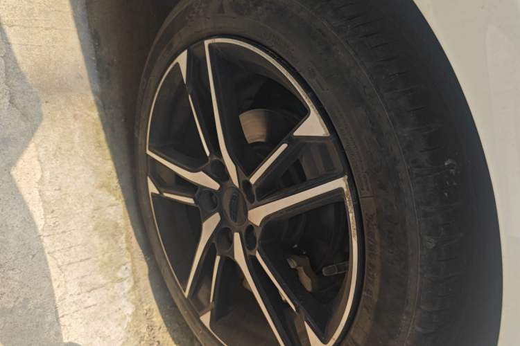 Used Geely Auto Binray 2024 Binrui COOL 1.5T DCT Champion Edition Right Front Wheel Hub