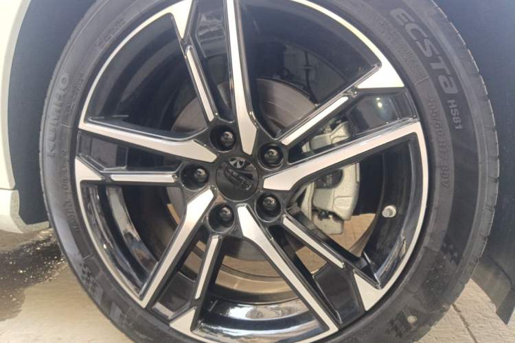 Used Geely Auto Binray 2024 Binrui COOL 1.5T DCT Champion Edition Right Front Wheel Hub