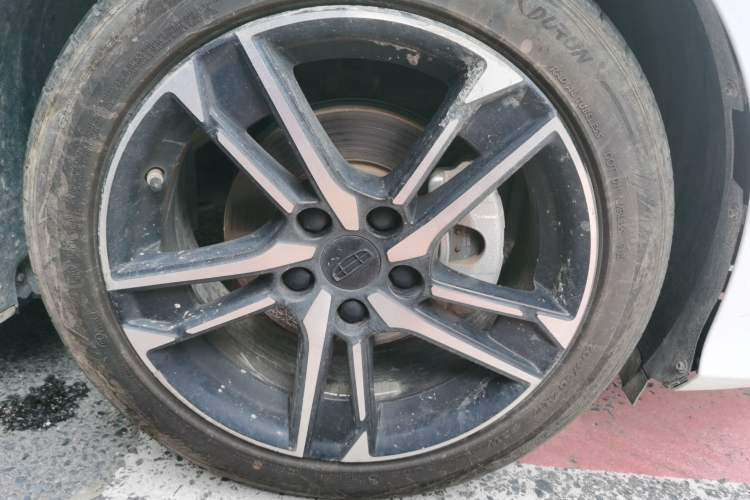 Used Geely Auto Binray 2024 Binrui COOL 1.5T DCT Champion Edition Right Front Wheel Hub